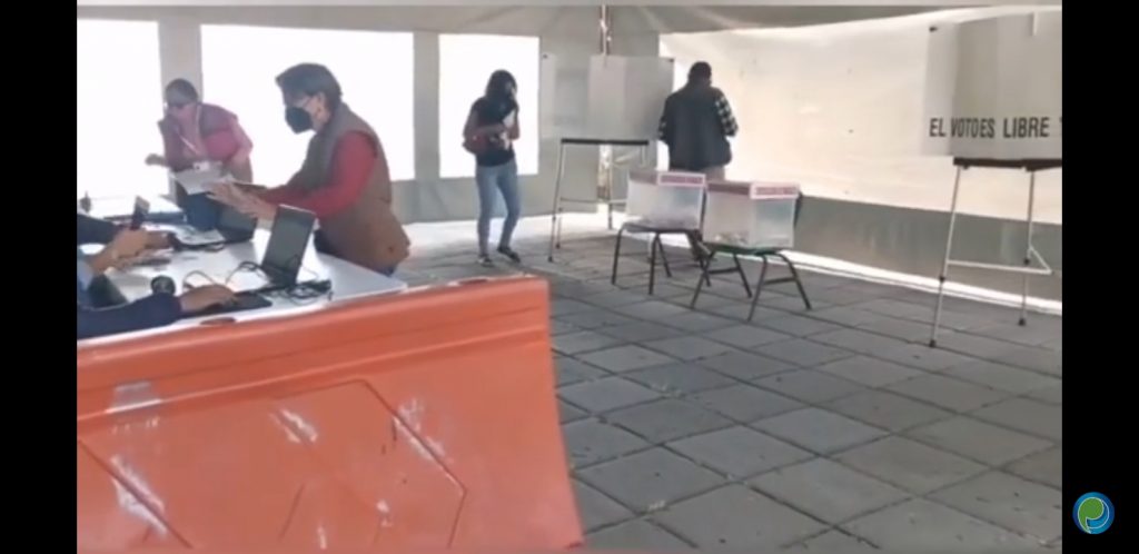 Video desde Puebla: Así lucen las casillas en la revocación de mandato