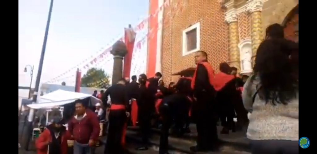 Video desde Puebla: Comienzan las actividades del viernes santo