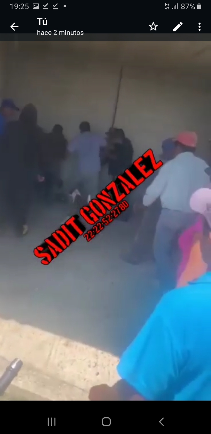 Video desde Puebla: Le dieron una gran tunda a presunto ladrón en San Salvador el Verde