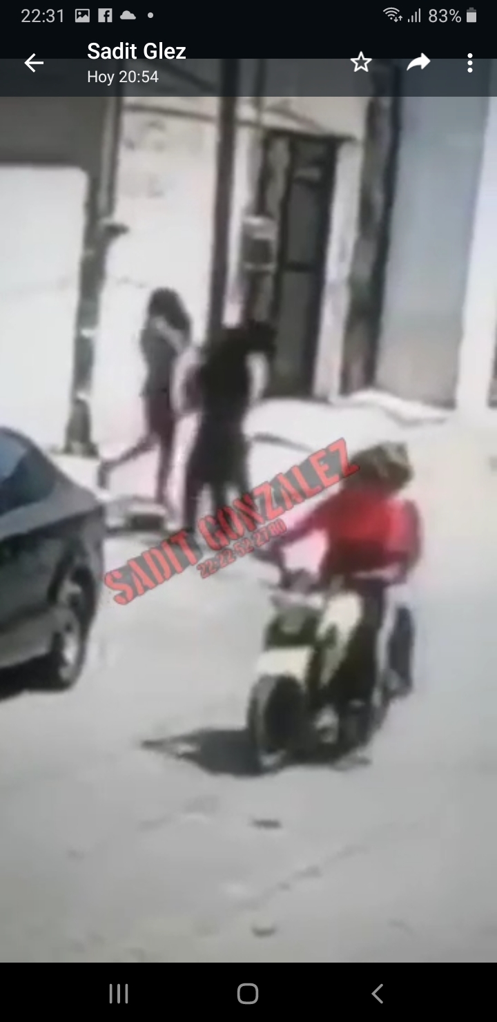 Solidaridad femenina: Tres mujeres adolescentes golpean a otra en Quecholac