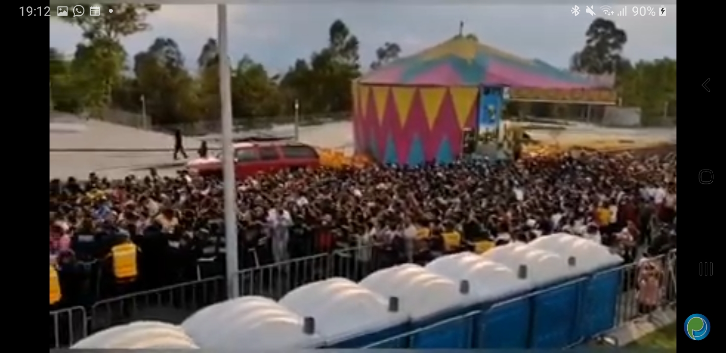 Video desde Puebla: Comienza a entrar la gente al Teatro del Pueblo