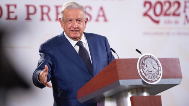 AMLO urge al Congreso aprobar la Ley Minera a más tardar el martes