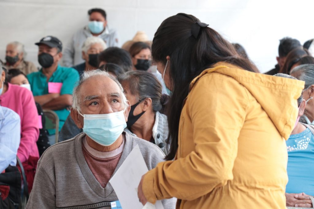 Inicia SEDIF “Jornada de Entrega de Lentes Gratuitos” en oficinas centrales