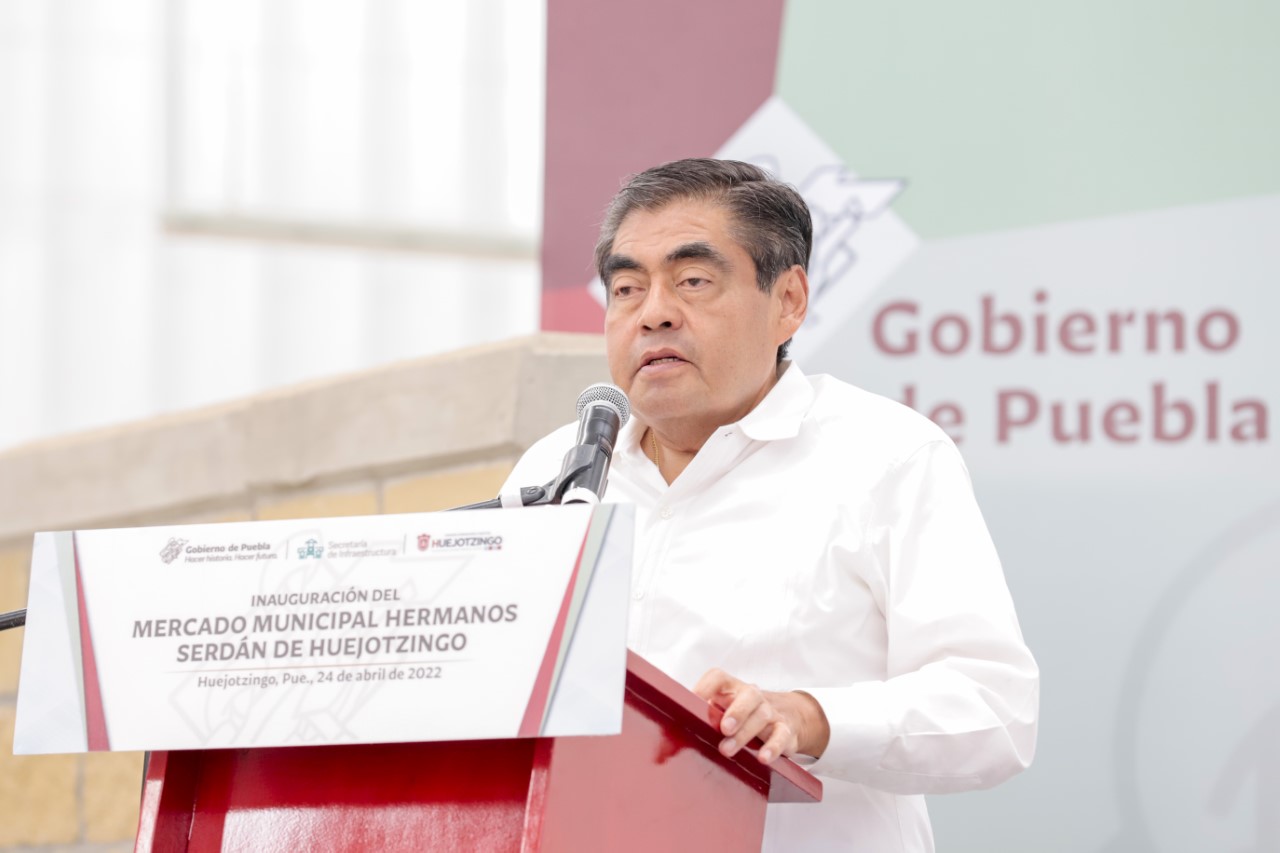 Gobierno de Puebla atiende con honestidad las necesidades de la gente: Miguel Barbosa