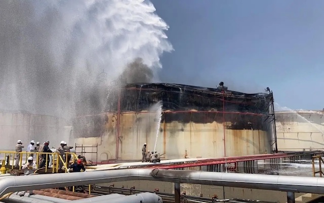 Sofocan incendio que surgió hace 24 horas en Refinería de Salina Cruz: Protección Civil municipal