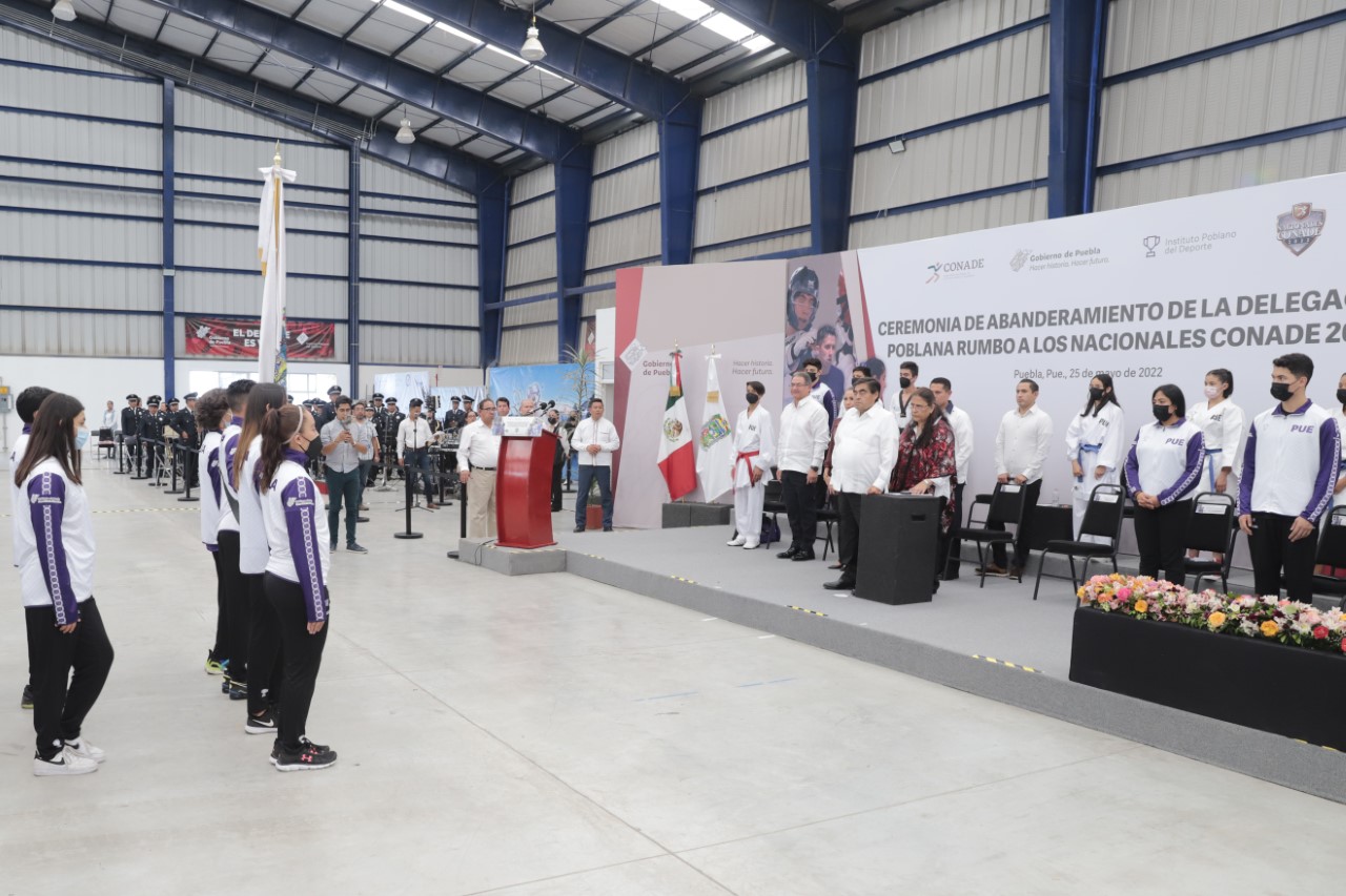 Representar a Puebla con entrega y todo el corazón, pidió Miguel Barbosa a deportistas