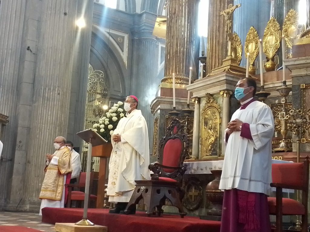 Pide obispo auxiliar por el descanso de la activista Cecilia Monzón 