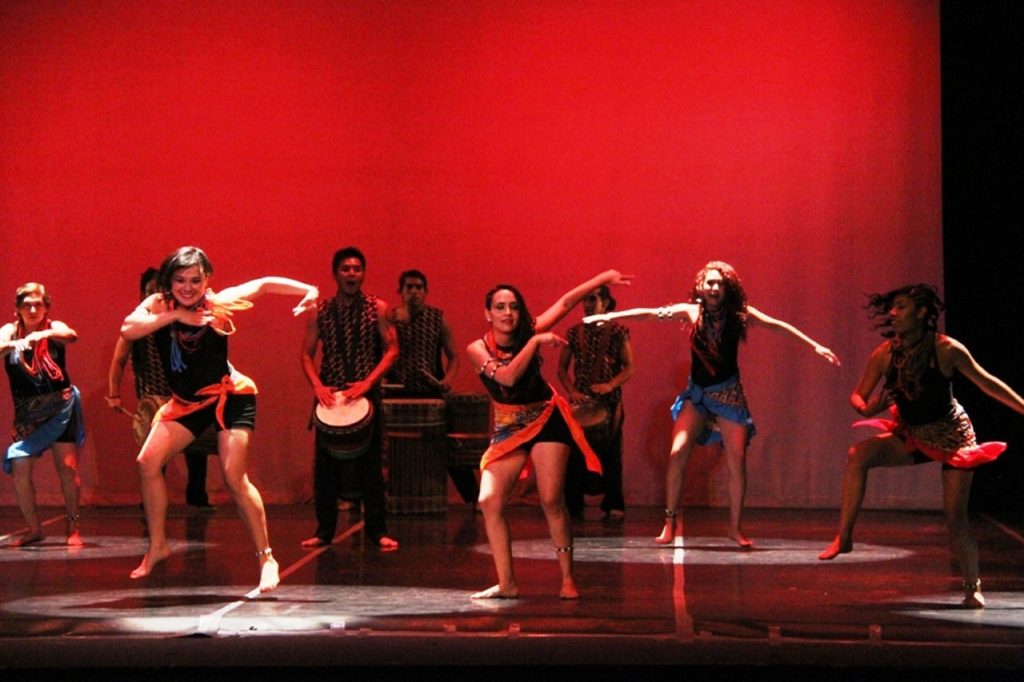 Fomentan SEDIF y Cultura expresiones artísticas entre población juvenil