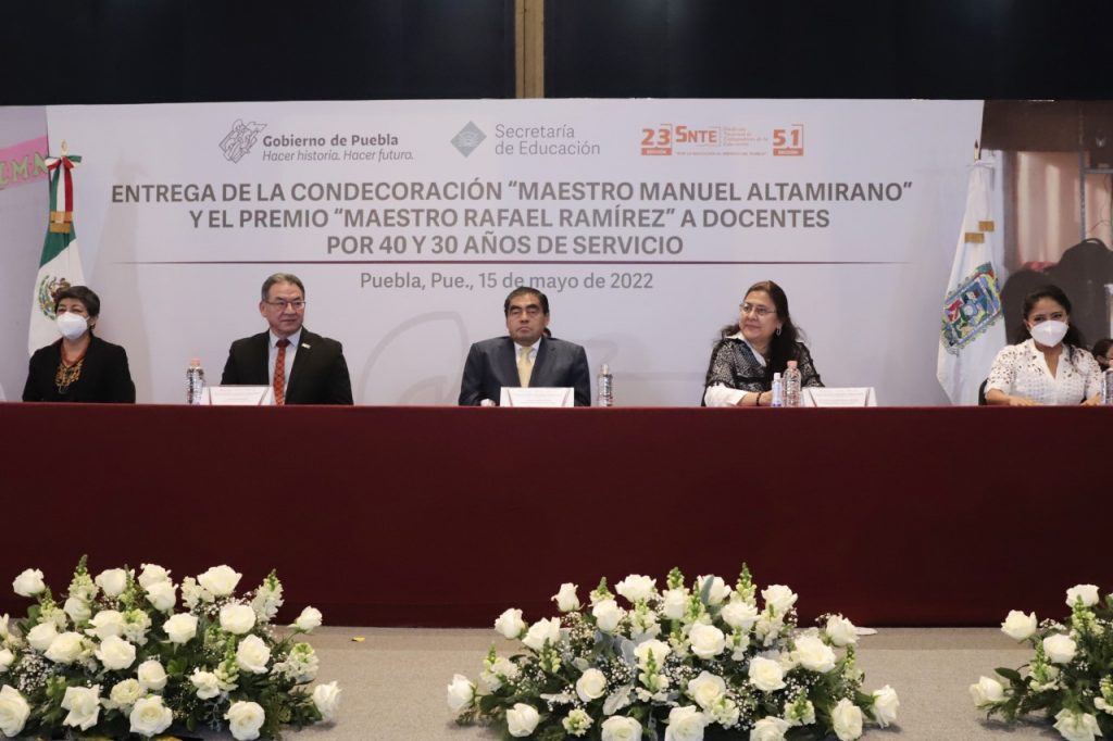 En esta administración las escuelas no serán centros de operación política: MBH