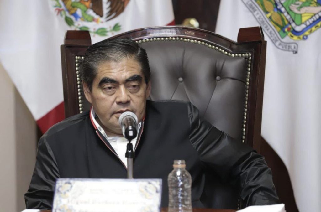 Video desde Puebla: Gobernador Barbosa se dijo “consentido” de la federación, aunque no le mande recursos