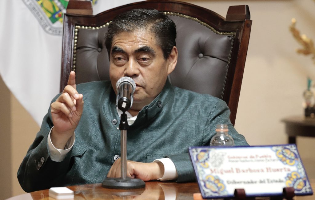 Exhorta Barbosa Huerta a ediles actuar con rigidez contra delincuencia