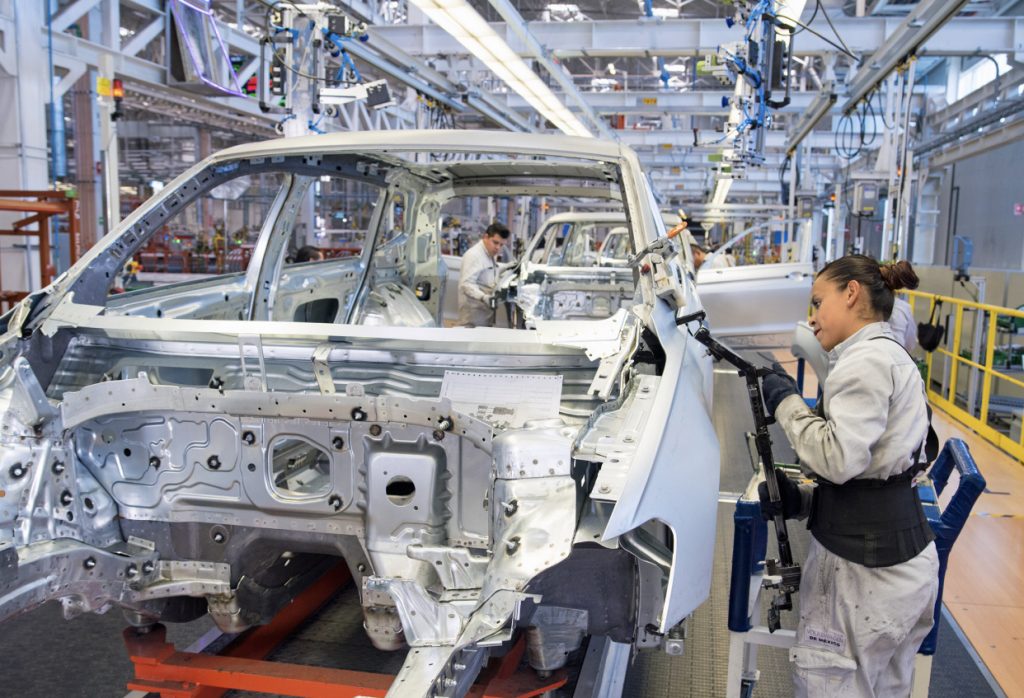 Puebla, tercero en producción y segundo en exportaciones de vehículos ligeros en abril