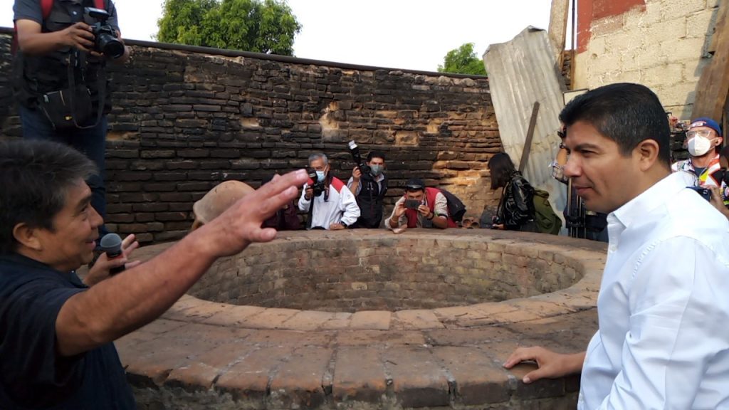 Video desde Puebla: Franeleros que no ingresaron como agentes de movilidad ya no podrán realizar su trabajo, advirtió Rivera Pérez