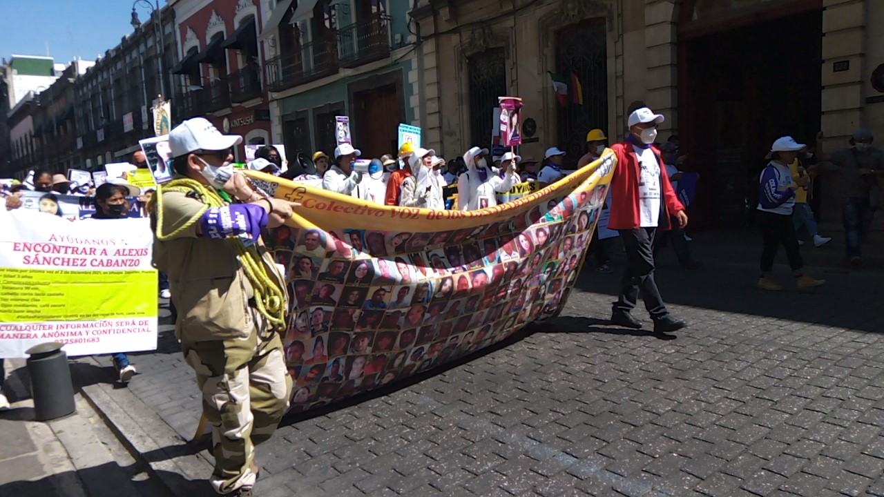 Video desde Puebla: “Nada qué festejar el 10 de mayo”, acusa la ONG Voz de los Desaparecidos