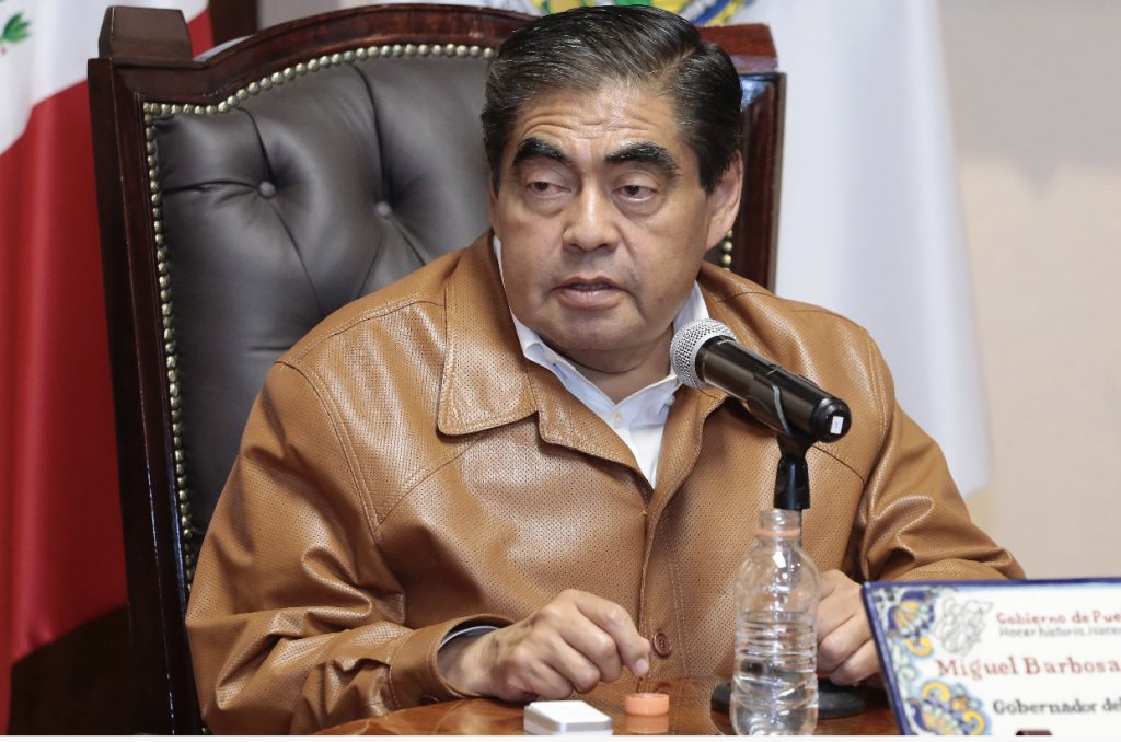 Video desde Puebla: Anuncia Barbosa Huerta que uso de cubrebocas es voluntario