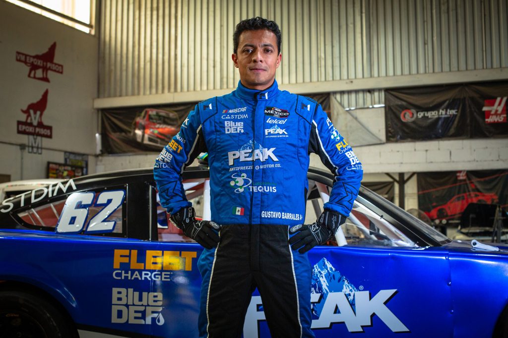 Gustavo Barrales, volverá a las pistas en carrera nocturna de NASCAR México
