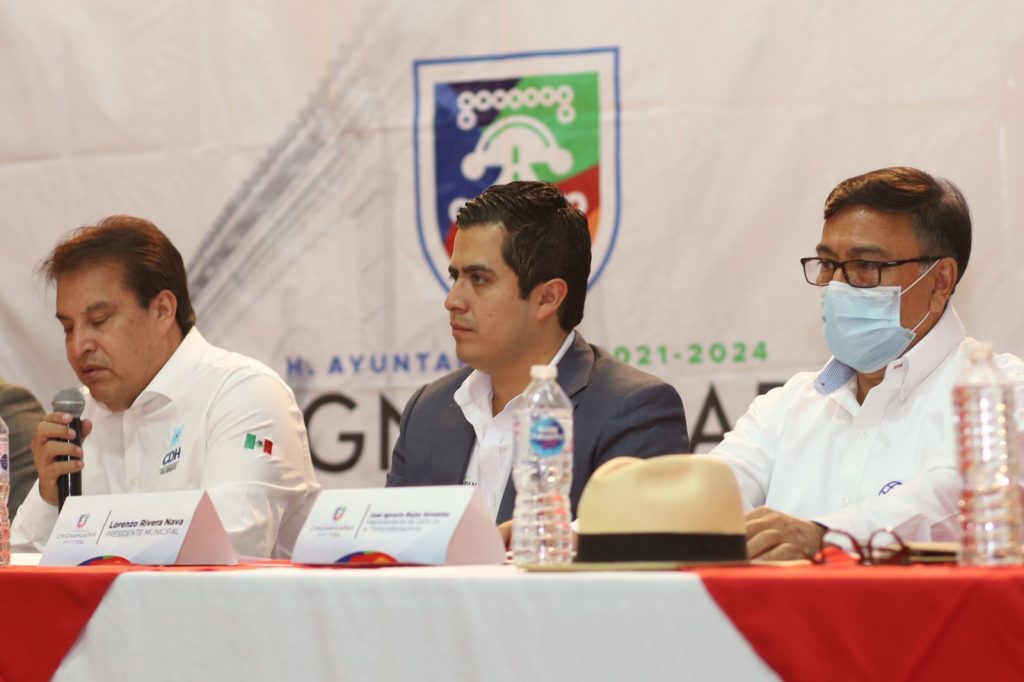 Suscribe Lorenzo Rivera convenio con la Comisión de Derechos Humanos.