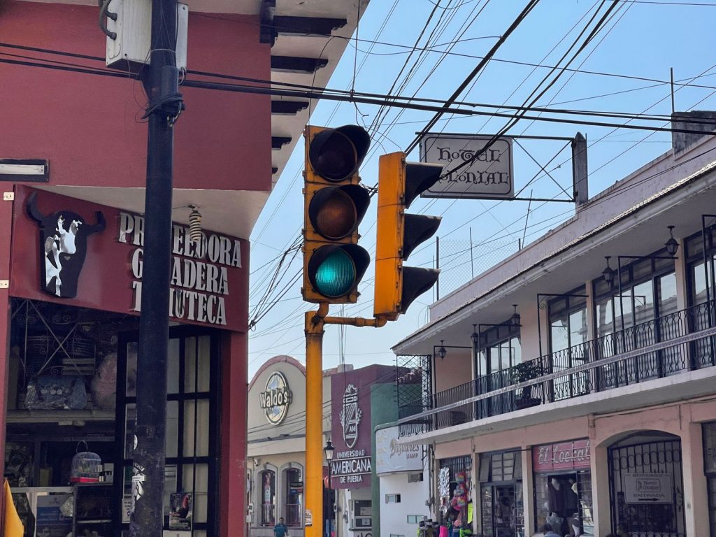 Desde Teziutlán: Gobierno municipal inicia proyecto integral de semaforización en dos etapas