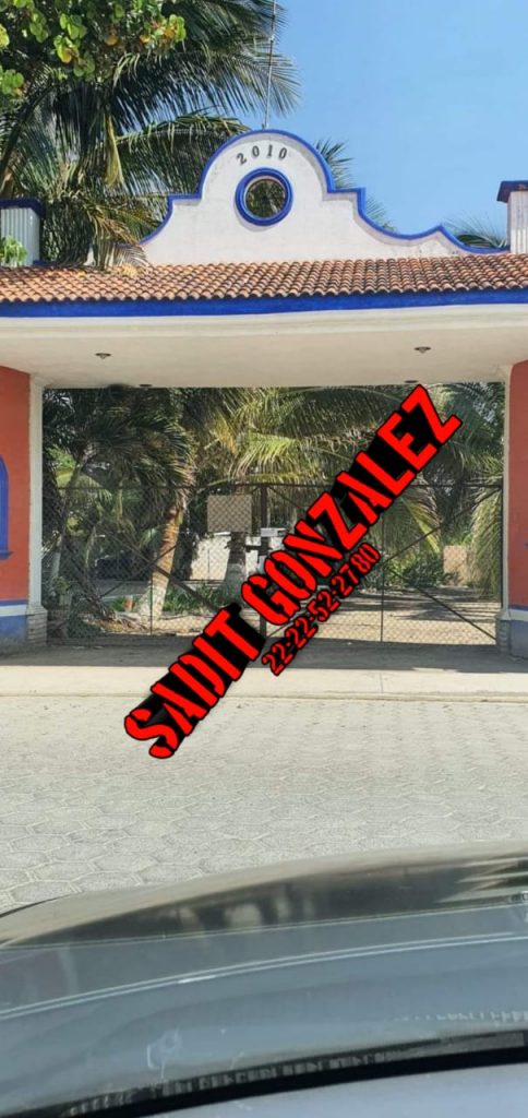 Policías realizan operativo en Zinacatepec