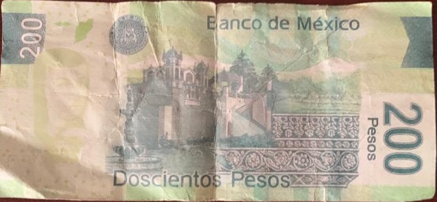 Denuncian que en caseta de la autopista Tlaxco-Tejocotal entregan billetes falsos