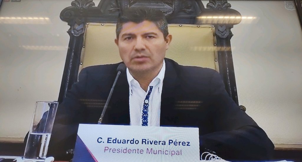 Se van a transparentar los recursos de parquímetros, indicó Eduardo Rivera