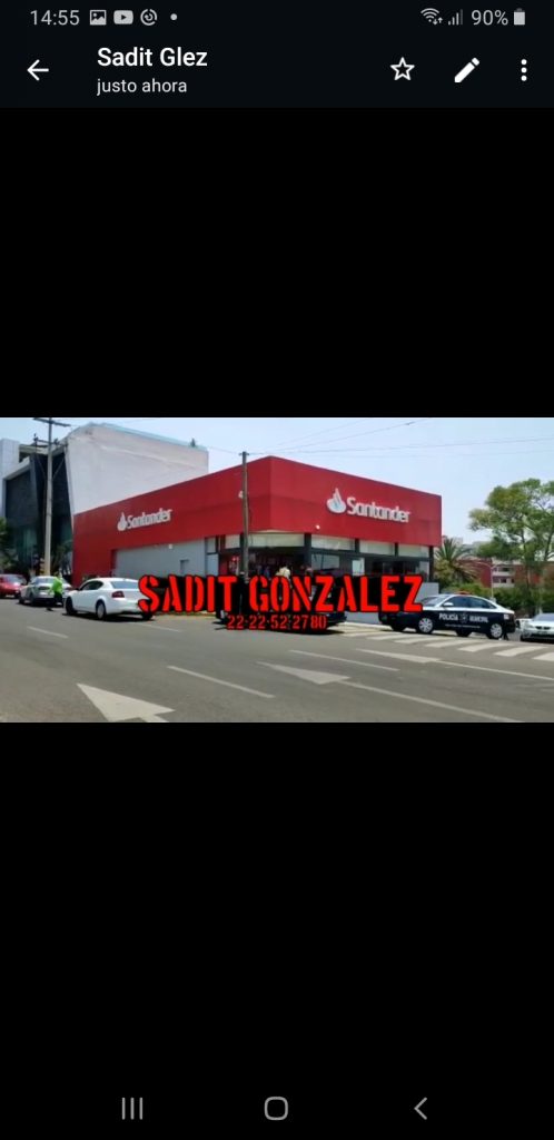 Video desde Puebla: Asaltan a mujer en el banco Santander, sucursal La Paz