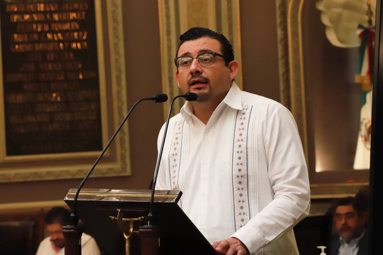 El diputado Eduardo Alcántara propone la iniciativa “El Nuevo Cabildo para Puebla”