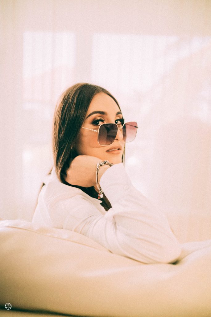 KRISTHEL CIANCI lanza su nuevo sencillo “Antojo”