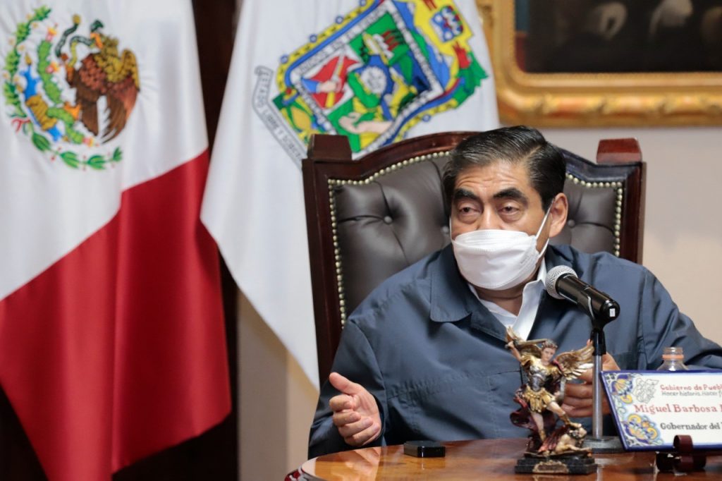 Video desde Puebla: Por la corrupción de administraciones pasadas, el gobierno estatal subsidia con 11.50 pesos a cada pasajero de RUTA, denunció Miguel Barbosa