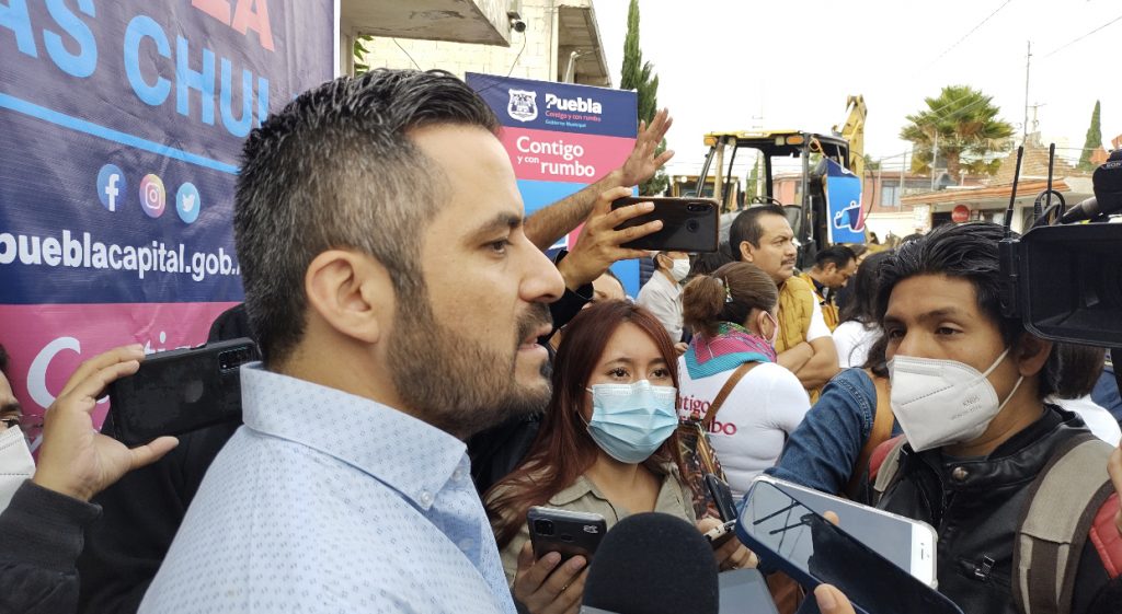 Para lavar autos, franeleros deben solicitar permiso en Gobernación: Adán Domínguez