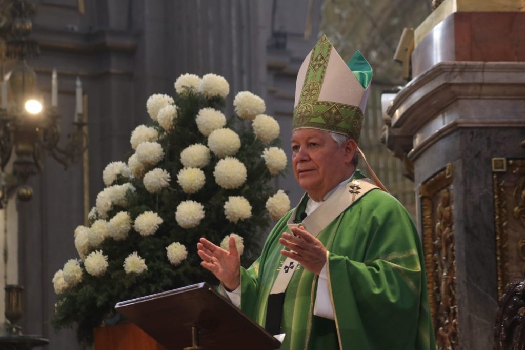 Pide arzobispo de Puebla por el joven linchado en Papatlazolco, Huauchinango y los papás en su día  