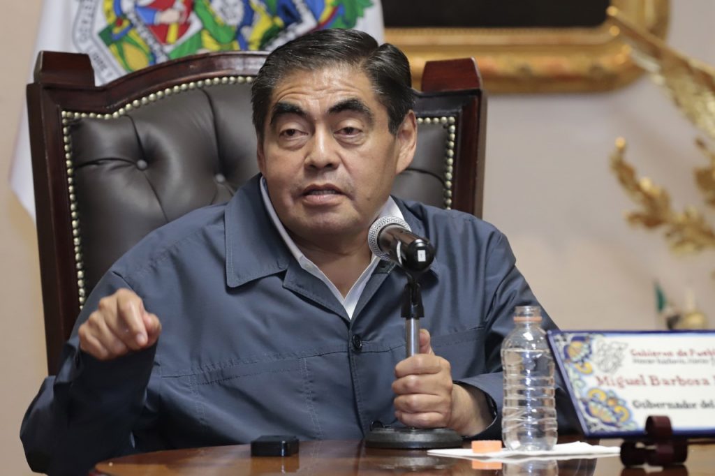 Sin afectar la vida social de los poblanos, el gobierno seguirá el monitoreo de los contagios Covid, aseguró Luis Miguel Barbosa