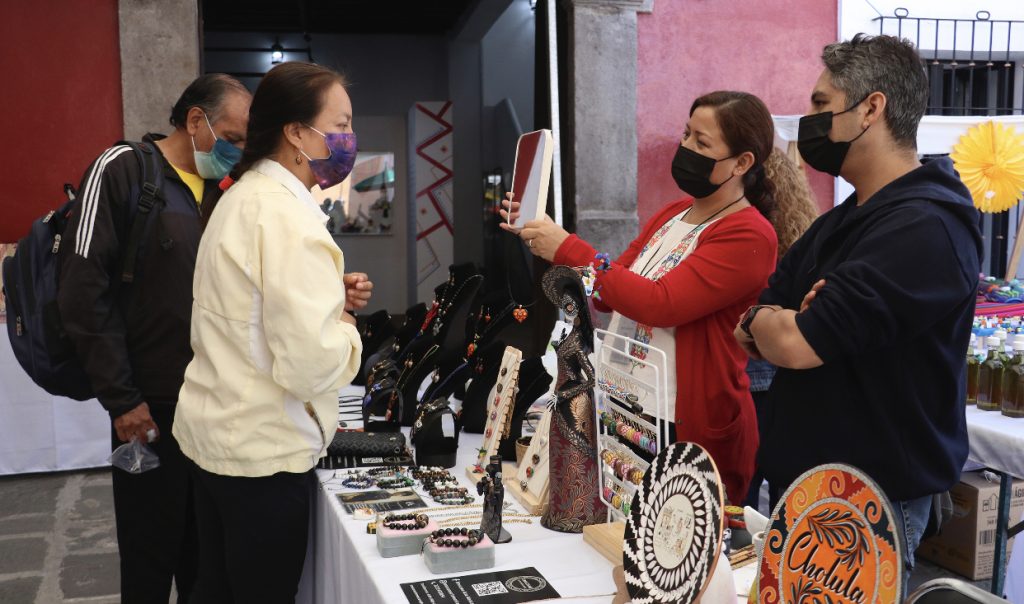 Inaugura Cultura Expo-venta “Día de las mulas y los panzones”