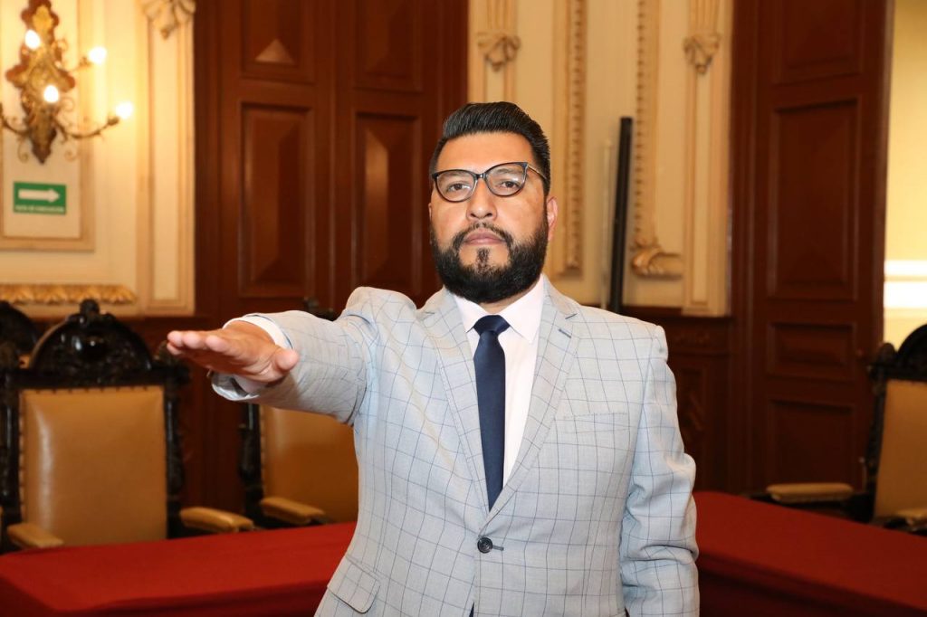 Rinde protesta Ángel Soto como edil de Caleras