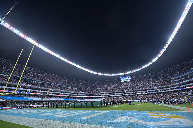 NFL analiza las opciones para el juego en México en 2023 por las remodelaciones del Azteca