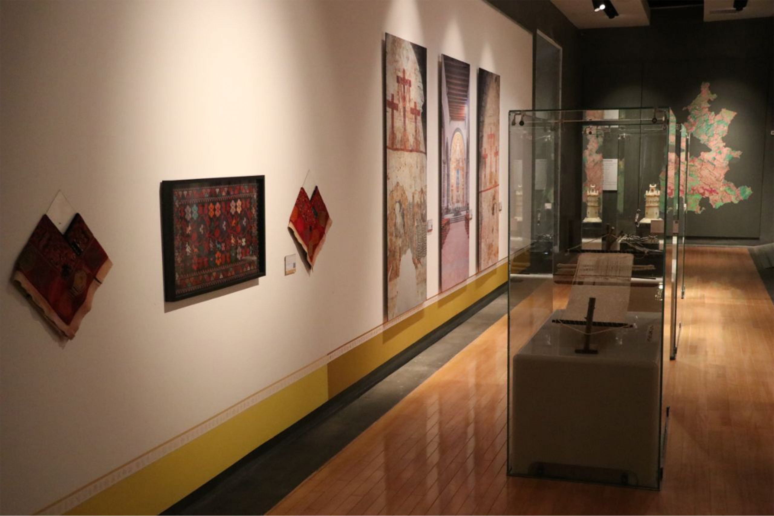 Inaugura Cultura exposición introductoria al patrimonio de las 32 regiones de Puebla