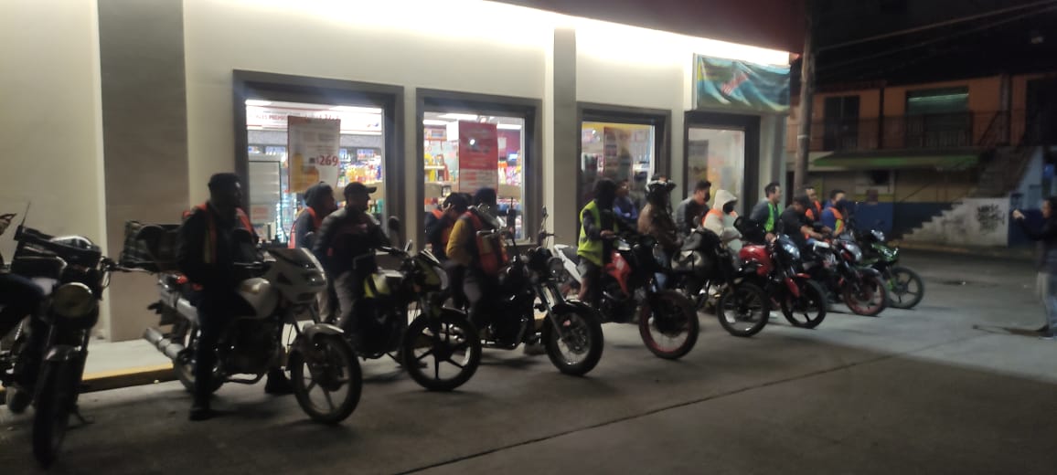 Se desintegra grupo de motociclistas que protegía a mujeres en Amozoc