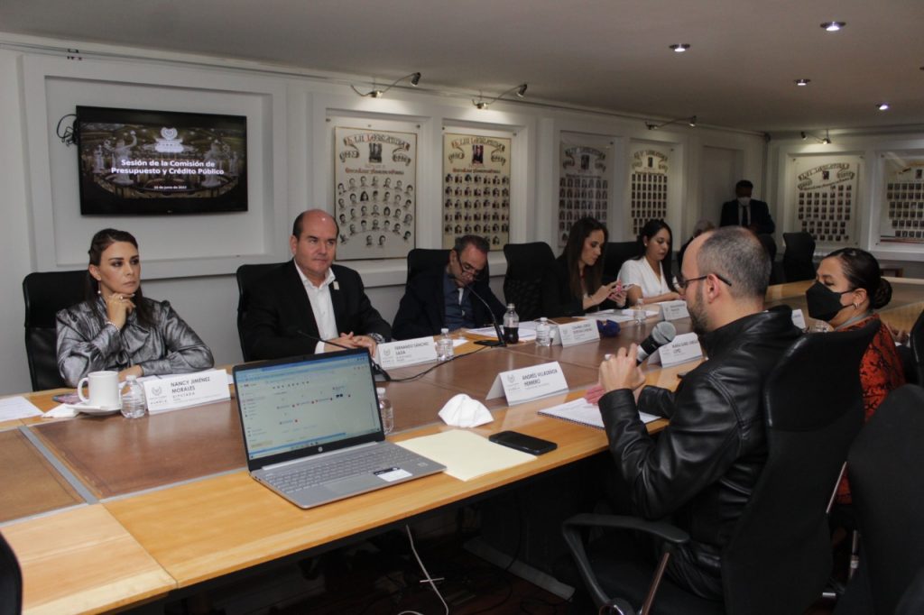 Presentan en Comisión de Presupuesto y Crédito Público la integración de la Ley de Ingresos