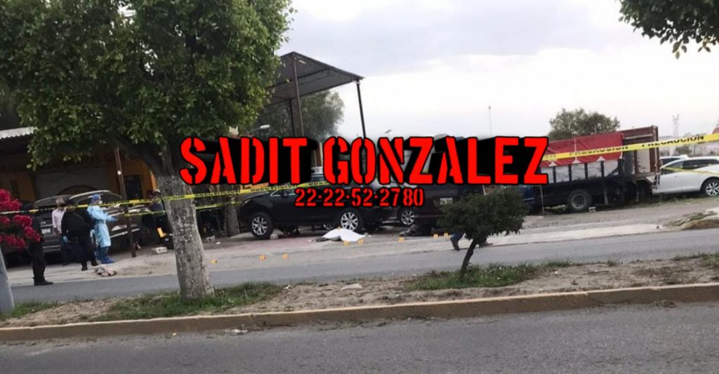 Dentro de taller mecánico de Huixcolotla ejecutan a hombre