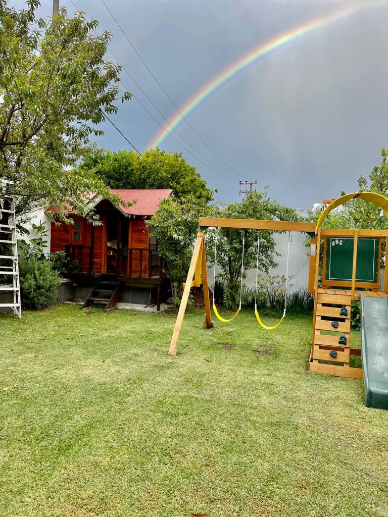 Video desde Puebla: Captan hermoso arcoíris en Huauchinango