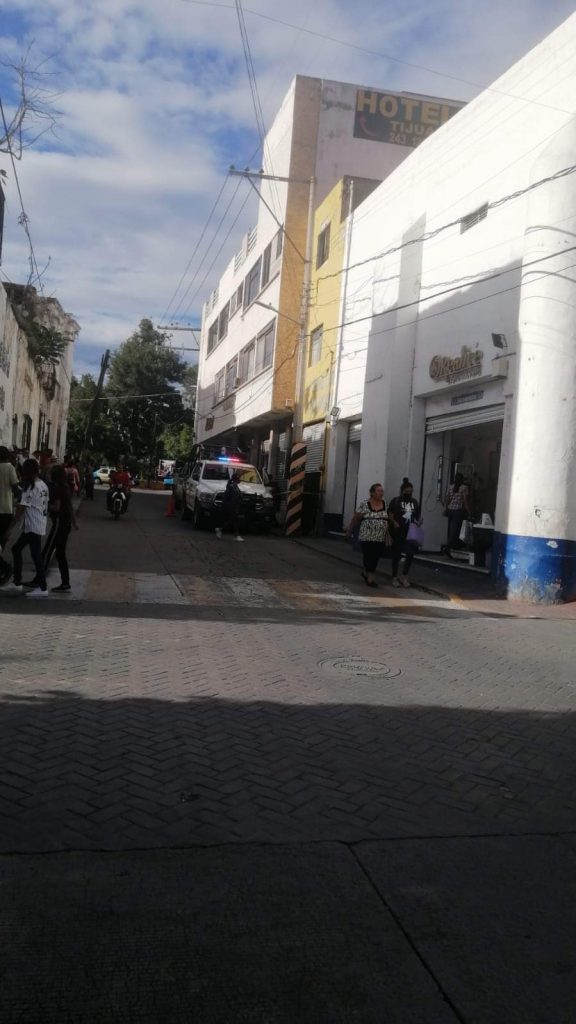 Muere hombre al interior de una ferretería en Izúcar de Matamoros