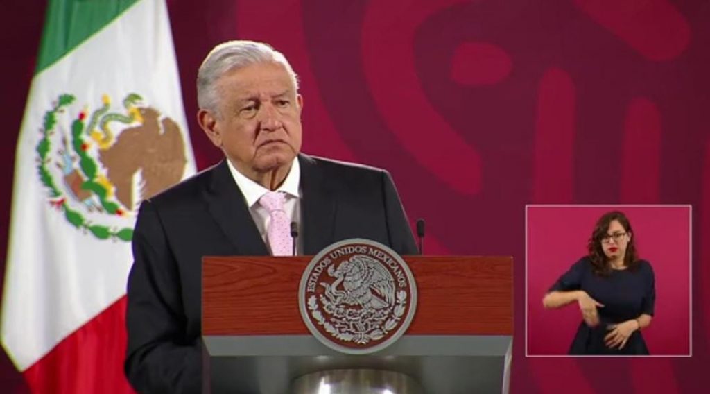 AMLO asegura que en 2023 México dejará de importar gasolinas