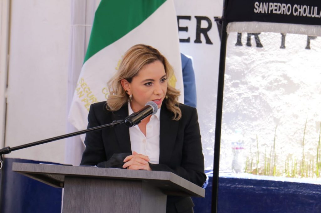 Paola Angon inaugura el centro de comando y control C2