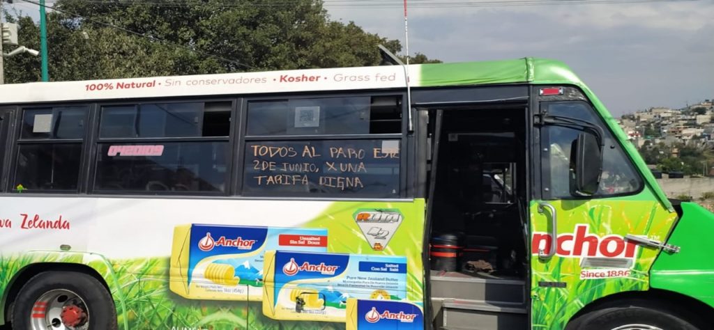 Paro de transportistas colapsa a la CDMX mientras el gobierno rechaza aumento de tarifas