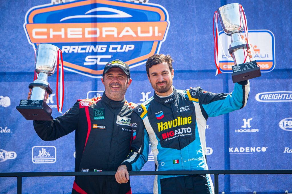 El Chevron Havoline Big Auto Racing Team, al Autódromo Hermanos Rodríguez por el podio de la GTM
