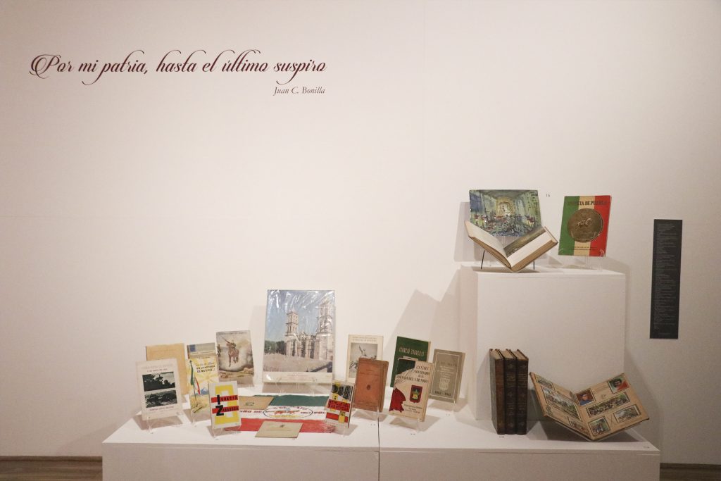 Exhibe Cultura “Memorabilia del primer Centenario de la Batalla del 5 de Mayo”