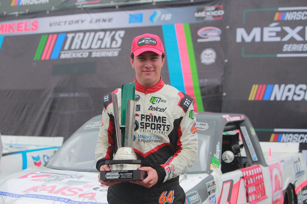 4 al Hilo, Diego Ortíz se alzó con el triunfo de Trucks México Series en el Trióvalo de Tlajomulco