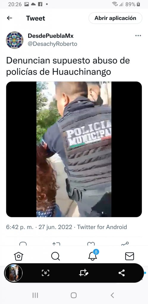 Video desde Puebla: Policías de Huauchinango detienen a menor de edad por defender a su tío