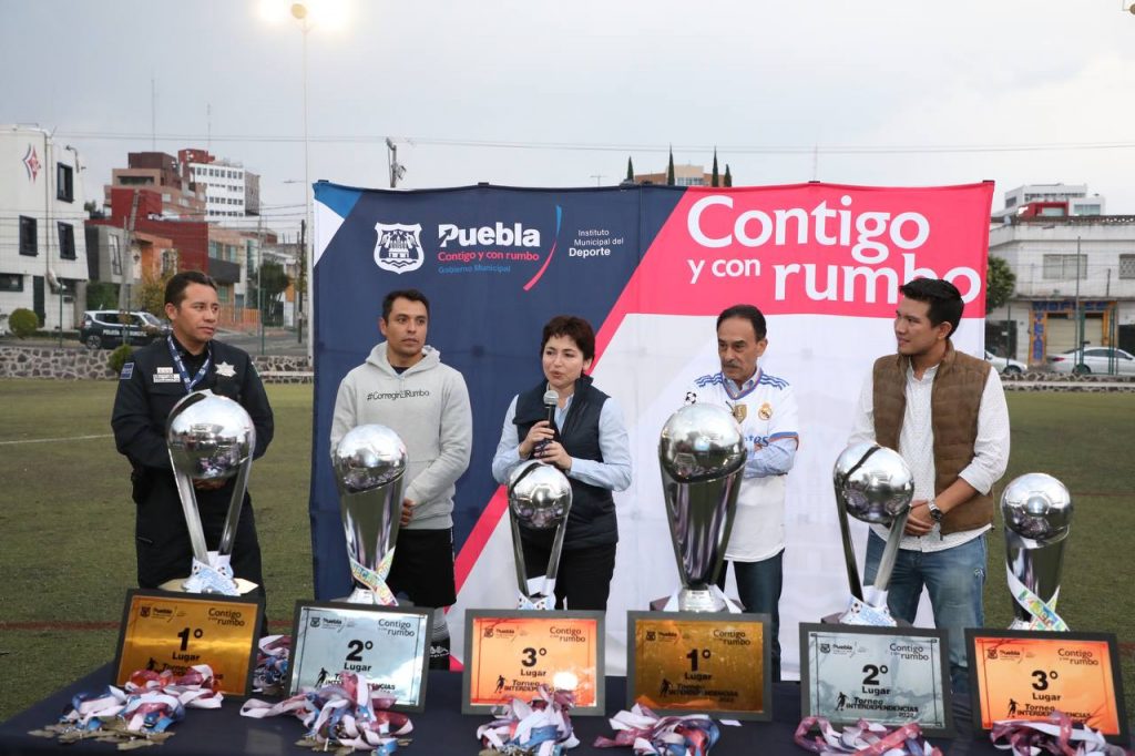 Ayuntamiento de Puebla celebró torneo de fútbol entre dependencias para fomentar el deporte