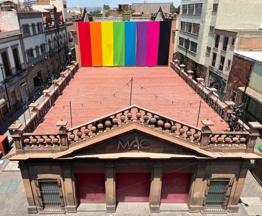 Modelaje “Pride” para todas y todos en el MAC